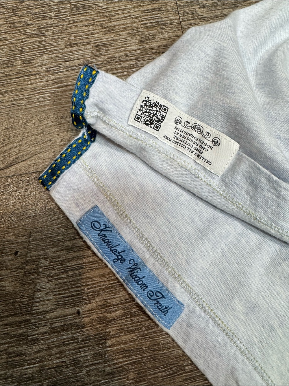Robert Graham Light Blue/Gray Short sleeve Tee Shirt SZ L - Picture 6 of 9